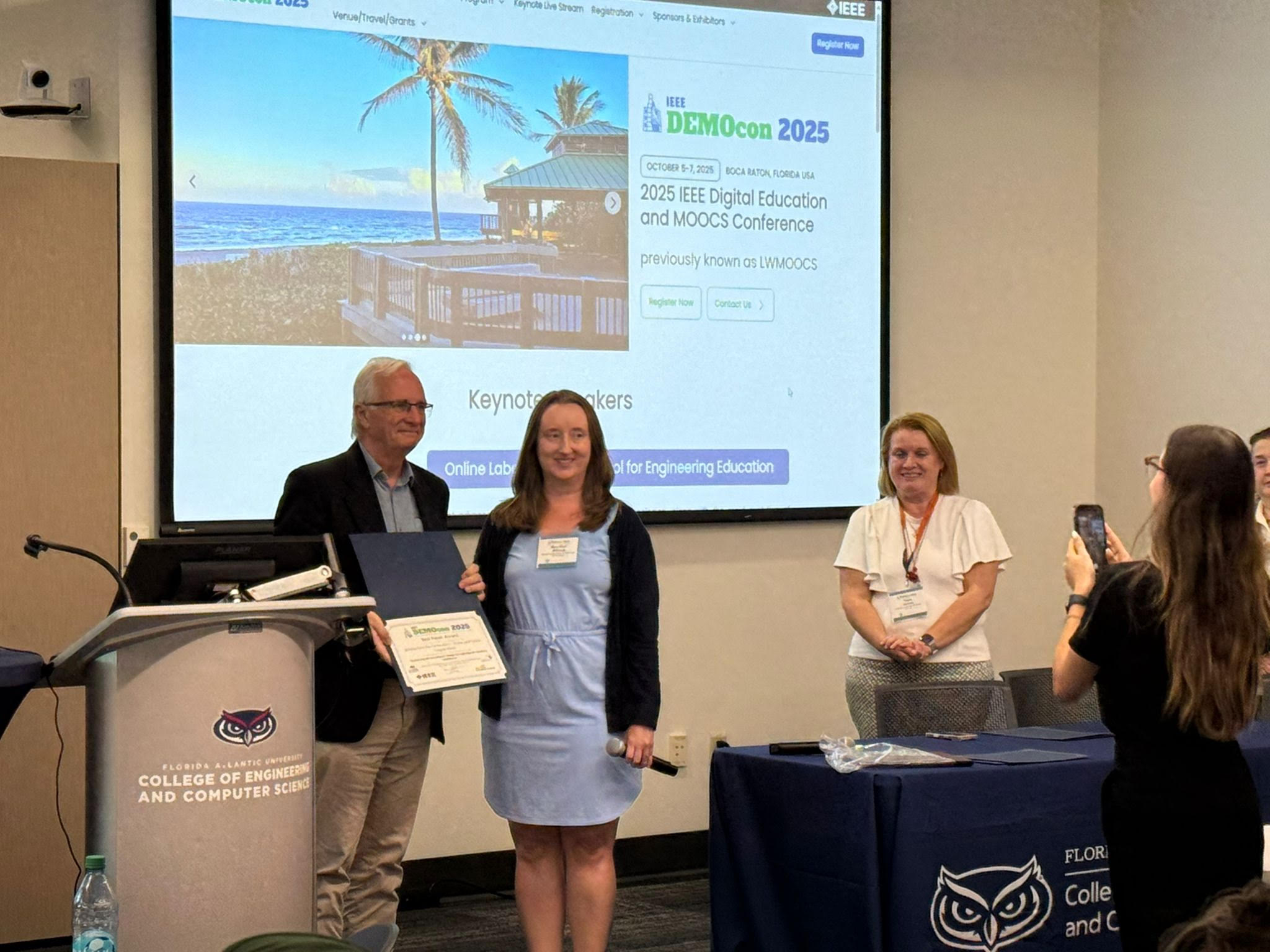 Socios del Proyecto ECOCredGT reciben el Best Paper Award en IEEE DEMOcon 2025